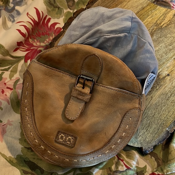 BED-STU x Free People ARENFIELD RoundLeather Handled CrossBody $198
NEW - Picture 9 of 16